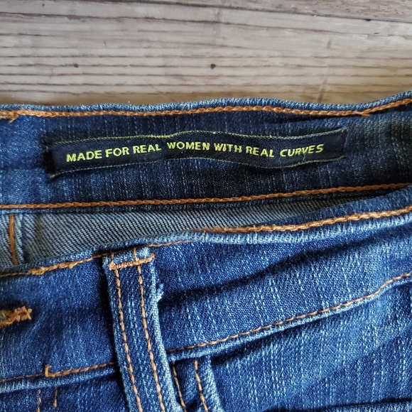 NYDJ Blue Jeans, Size: 6 - Picture 4 of 8